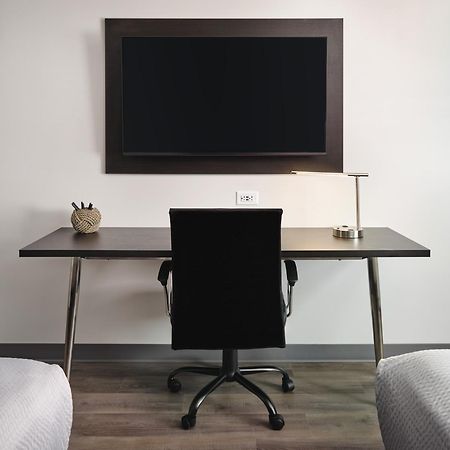 Stayapt Suites Atlanta-Newnan Εξωτερικό φωτογραφία