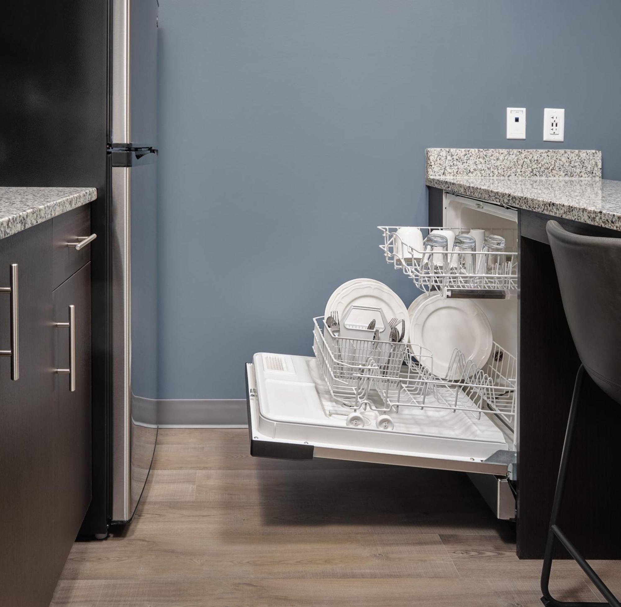 Stayapt Suites Atlanta-Newnan Εξωτερικό φωτογραφία